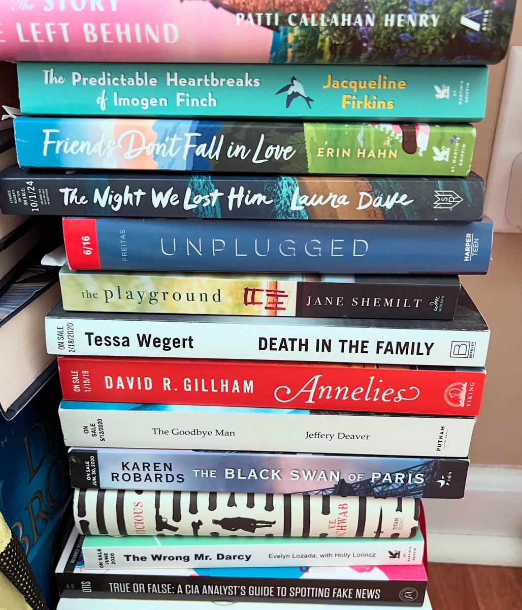 howusefulitis's tweet image. Thank you @AtriaBooks @SMP_Romance @MSRBooks @Morrow_PB @BerkleyPub @PutnamBooks @VikingBooks @MiraBooks #books #bookstack #bookpile #booktwt #bookworm #booklover