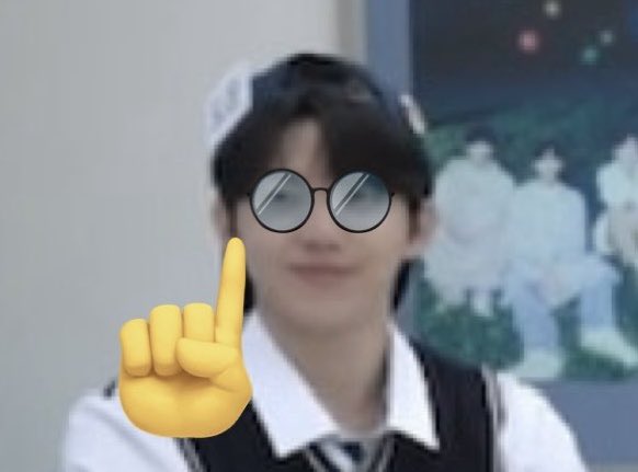 “놉놉. ” “안됀는것은 안됀는것. ” (네 눈앞에 검지손가락을 가져다되고 흔들며) “ “놉놉.”  “안됀는것은 안됀는것. ” (네 눈앞에 검지손가락을 가져다되고 흔들며) “ “놉놉.”  “안됀는것은 안됀는것. ”