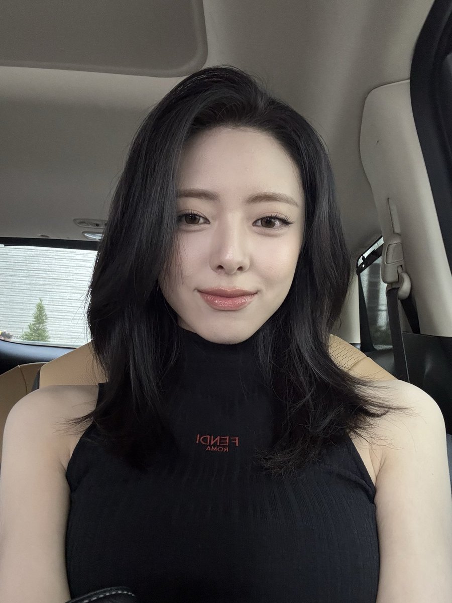 ynbubble912's tweet image. 250923 - 11:38AM KST🐰💬