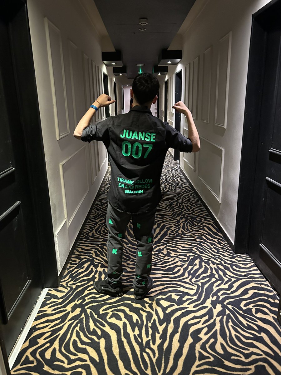 Juansebasso_'s tweet photo. @KickEspanol @Martinpdisalvo 
Primera persona en stremear un viaje de egresados, ayer +100 viewers en una previa (dia 1)…
Verificado incoming? https://t.co/AL24ixS5tz