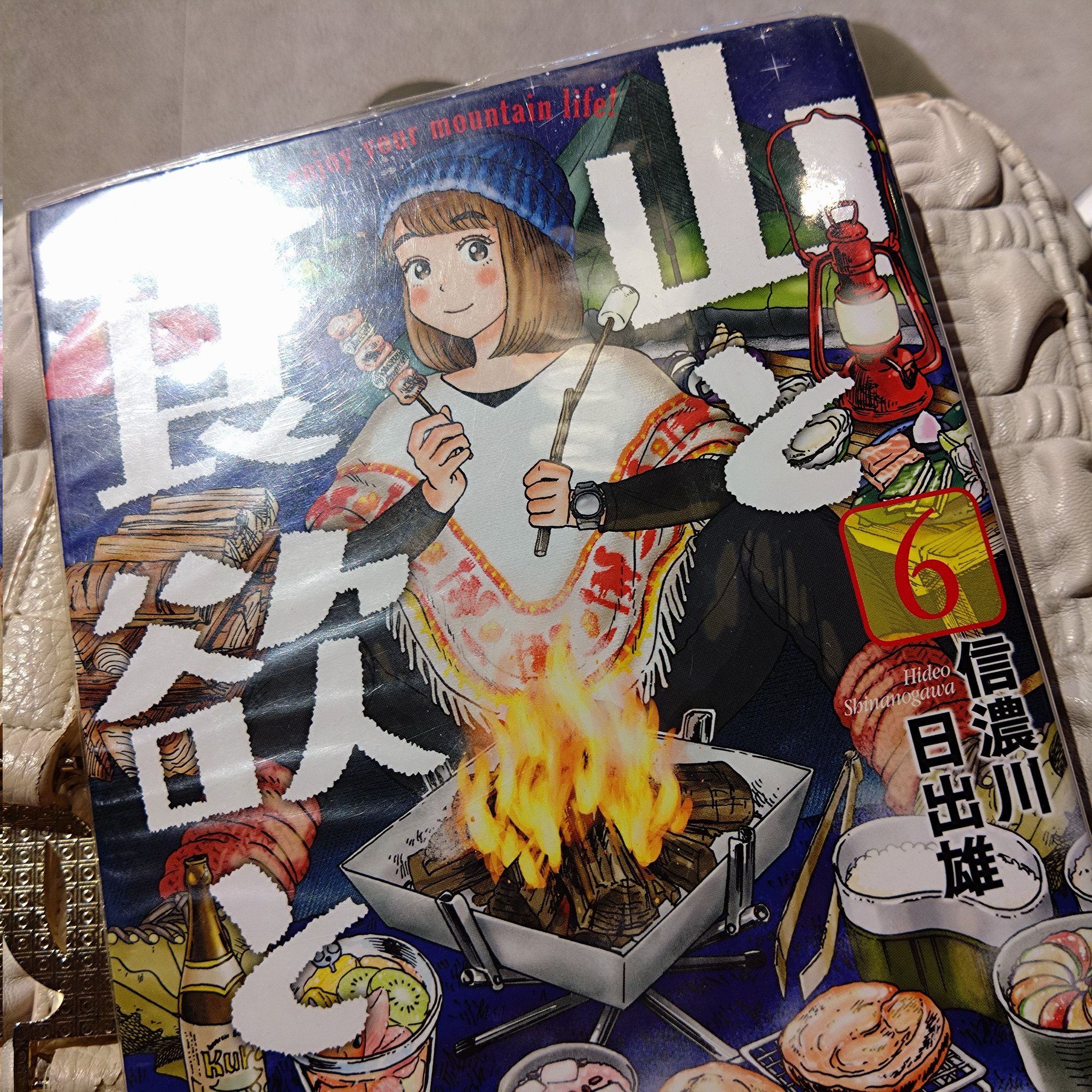 にゃんたろうページ 楽天市場】前後2WAYボウタイリボンラッフルフリルブラウス