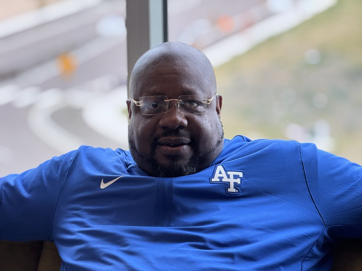 Ready for Air Force vs Hawaii !!!
Let’s go falcons!