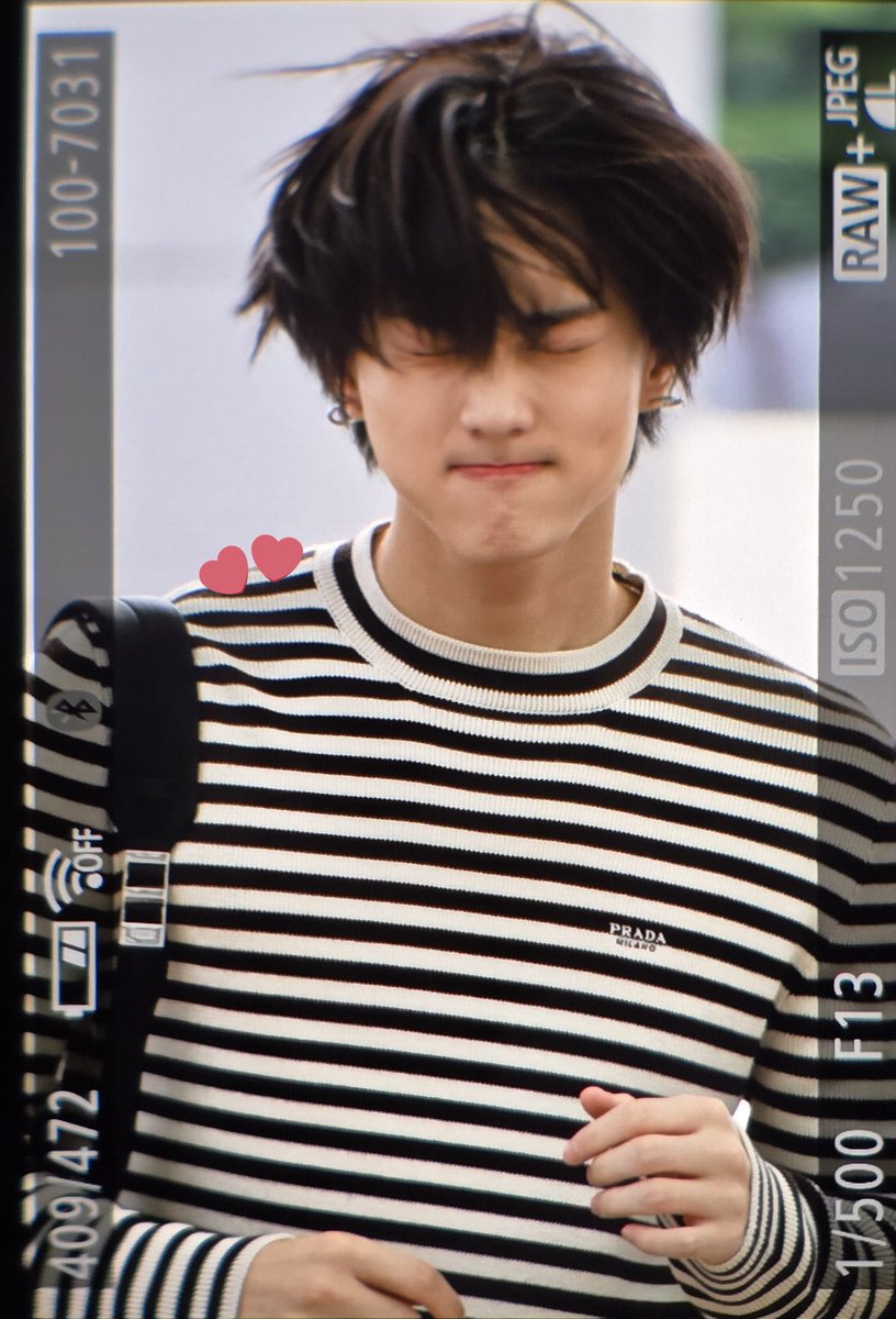 hanim_jungwon's tweet photo. まってwwwwwwwwジョンウォンwwwwwwwwwwww風強いねwwwwww https://t.co/oErGBxRuas