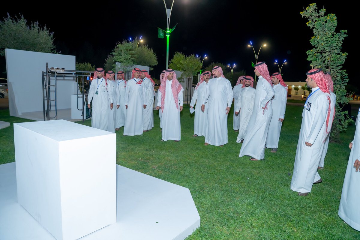 سعادة محافظ طبرجل أ / نادر بن غالب العتيبي 
يقف على آخر الاستعدادات والتجهيزات للاحتفال في 
#اليوم_الوطني_السعودي95 يرافقه رئيس البلدية 
م/طلال بن عافت الشمري 
#عزنا_بطبعنا