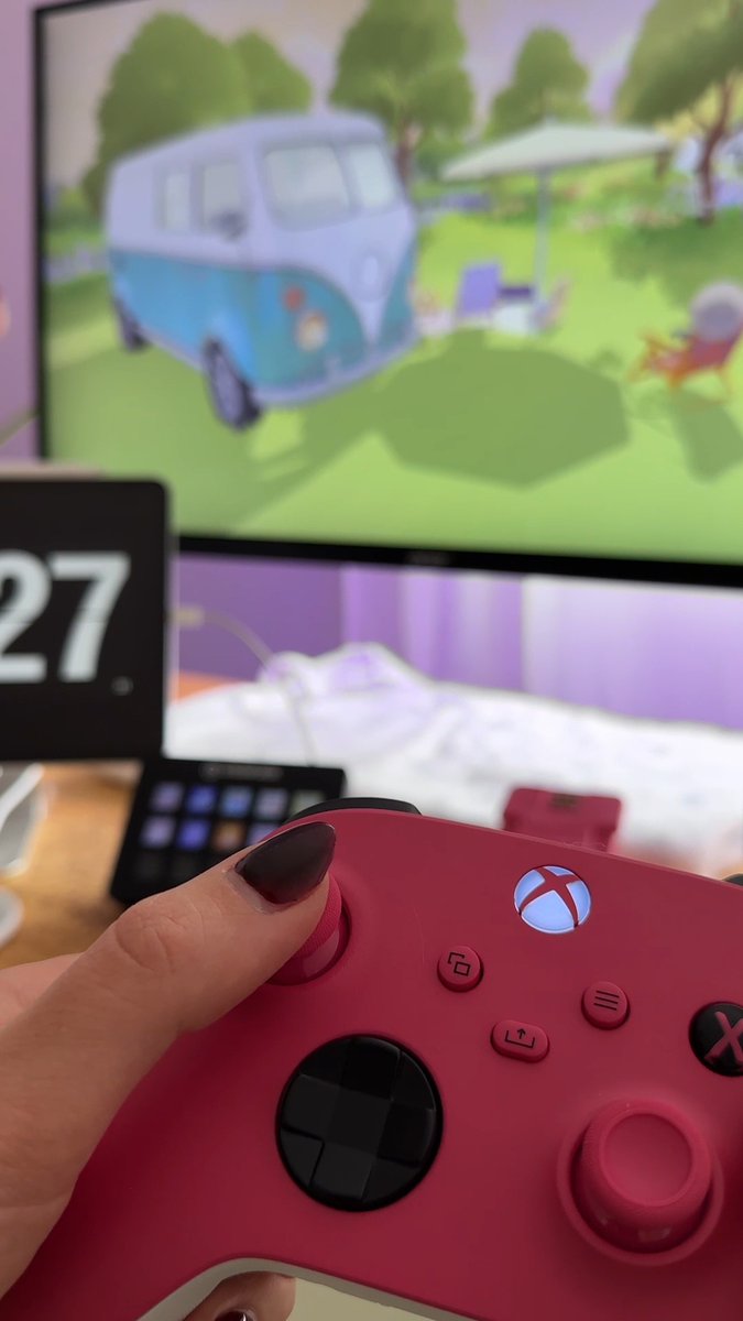 lunaloo 🧸 tweet media