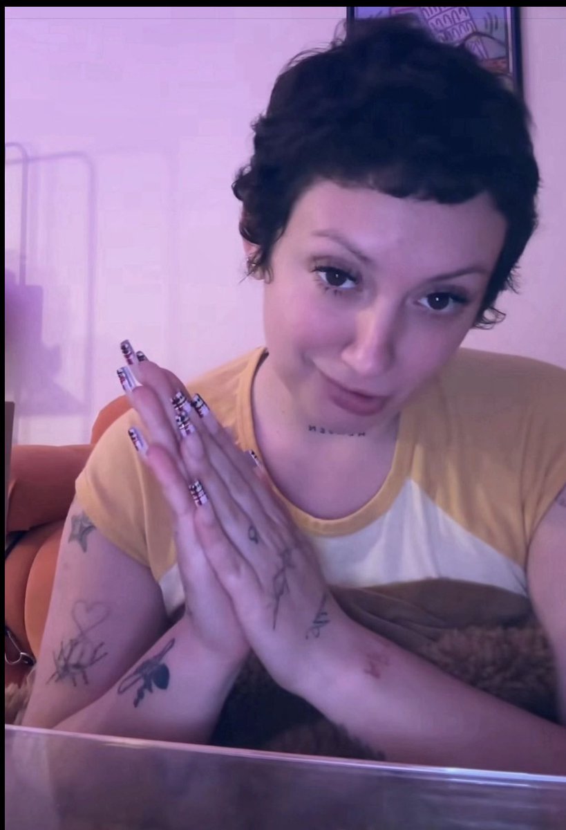 Lanas_library's tweet image. When book is getting juicy