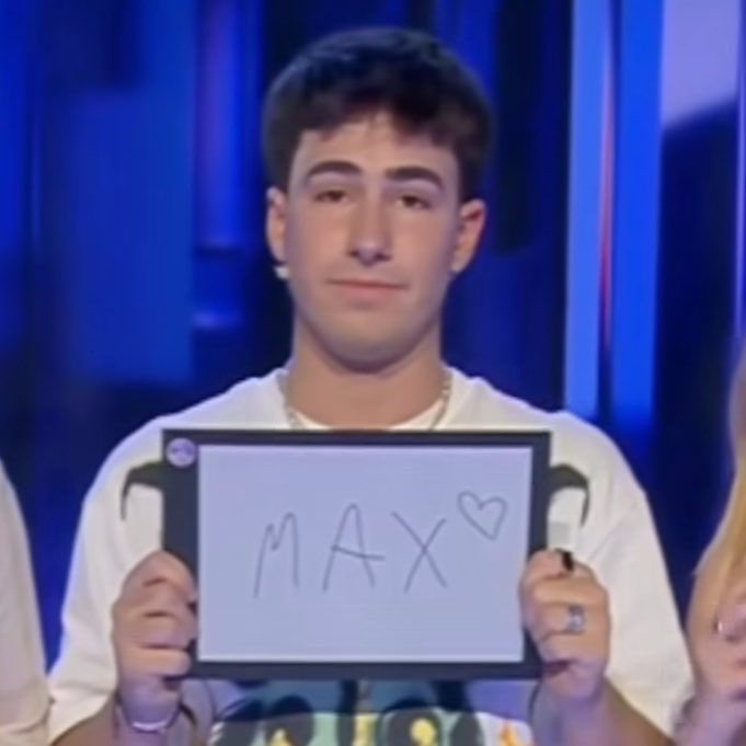 tasboboque's tweet photo. la amistad de guille y max siendo todo para mi :(💌 #OTGala1 https://t.co/NW2w0VFKHz