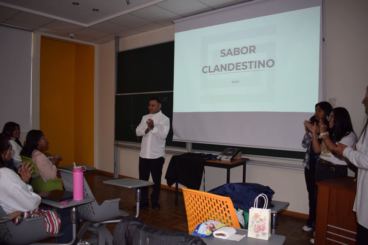 ePC_UCB's tweet image. En la ePC creemos en aprender de experiencias reales 💡✨.
Hoy, Marco Quelca de Sabor Clandestino 🍴 nos contó su camino emprendedor 🚀: cómo desarrolló su propuesta de valor , los desafíos que superó  y la evolución de su proyecto 🌱.

#Emprendimiento #SaborClandestino #ePCUCB