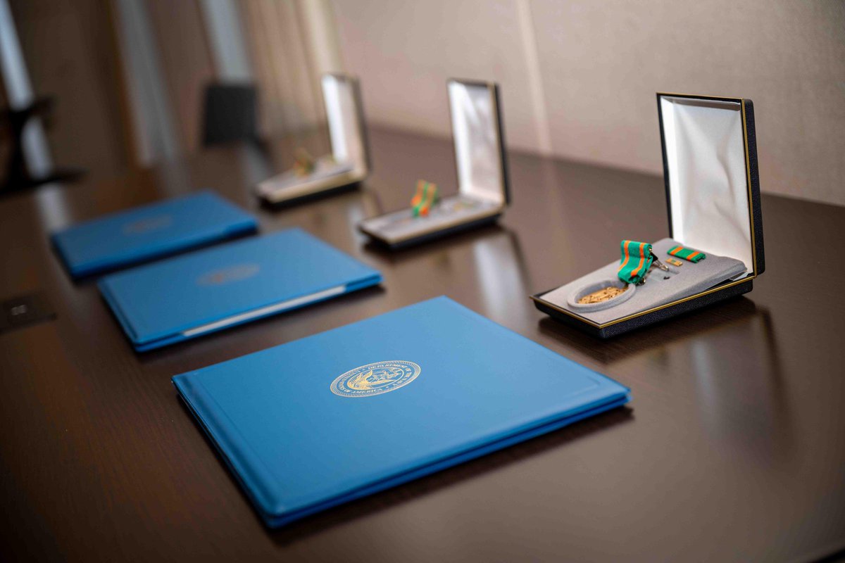 NSWCCarderock's tweet image. Carderock&apos;s Sailors were awarded for their professionalism and achievements 🎖️ during a Military All Hands event in West Bethesda Maryland, Sept. 17, 2025. 

#BravoZulu #Recognition #Navy