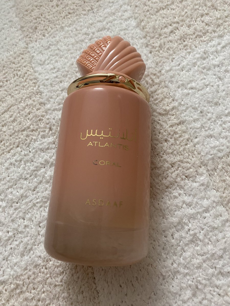 Uno mas para la colección de la rubia !! Huele muy bien y sobre todo perdura mucho el olor ..