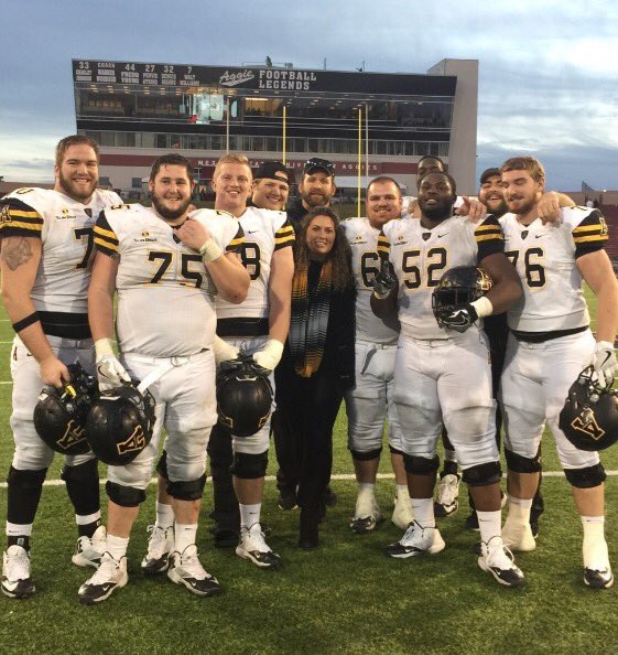 Alex “Bear” Farah tweet media