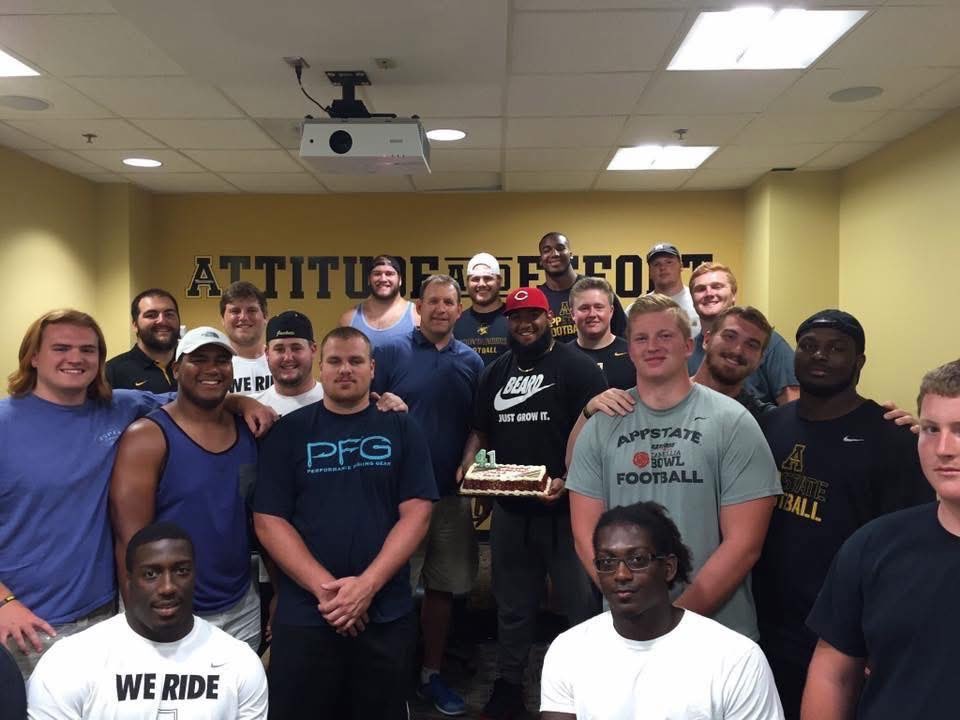 Alex “Bear” Farah tweet media