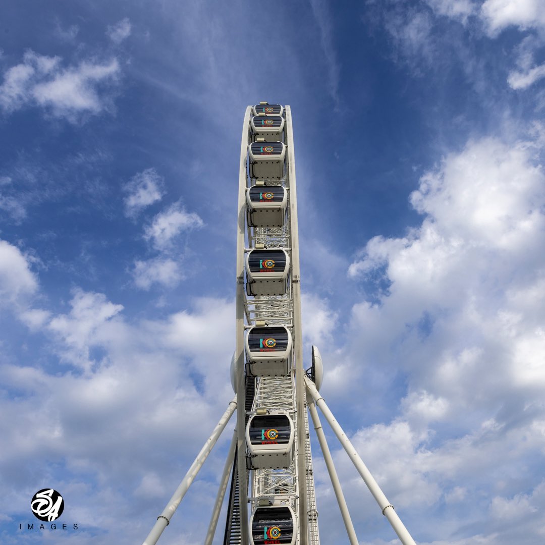 ImagesJordon's tweet photo. Taking Kansas City views to new heights on the KC Wheel π‘ Where the skyline meets the sky! #KCMagic
#KCWheel #KansasCity #ExploreKC #KCLife #VisitKC #KansasCitySkyline #KCViews #KCMoments #DowntownKC #MidwestMagic #HeartOfAmerica #SkyHighKC #KCAdventure https://t.co/zo38EBHFTE