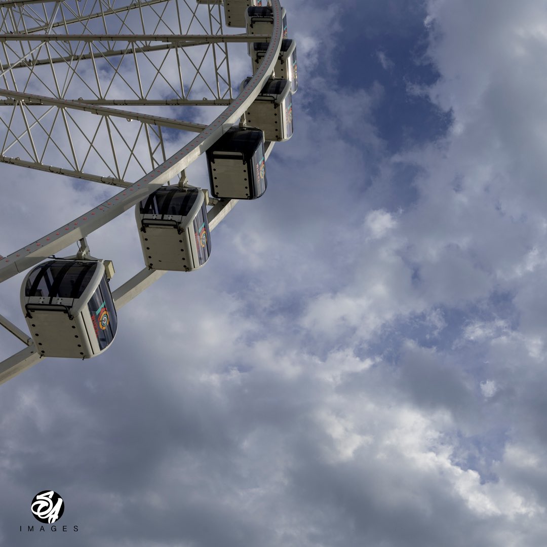 ImagesJordon's tweet photo. Taking Kansas City views to new heights on the KC Wheel π‘ Where the skyline meets the sky! #KCMagic
#KCWheel #KansasCity #ExploreKC #KCLife #VisitKC #KansasCitySkyline #KCViews #KCMoments #DowntownKC #MidwestMagic #HeartOfAmerica #SkyHighKC #KCAdventure https://t.co/zo38EBHFTE