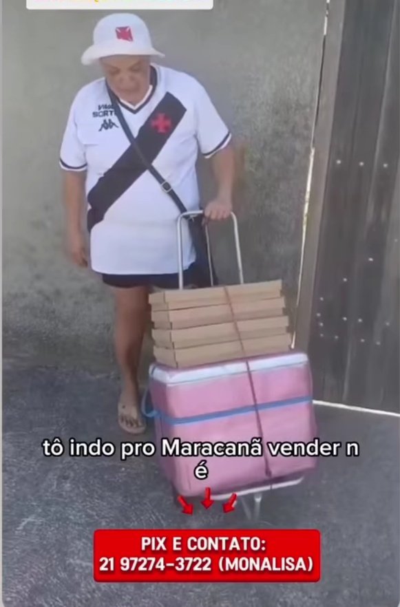 plantaovascain0's tweet image. Bora ajudar ela, sei que tem flamenguistas que não compactuam com essa merda. É uma guerreira que vende doces para manter o projeto que cuida de cães abandonados.