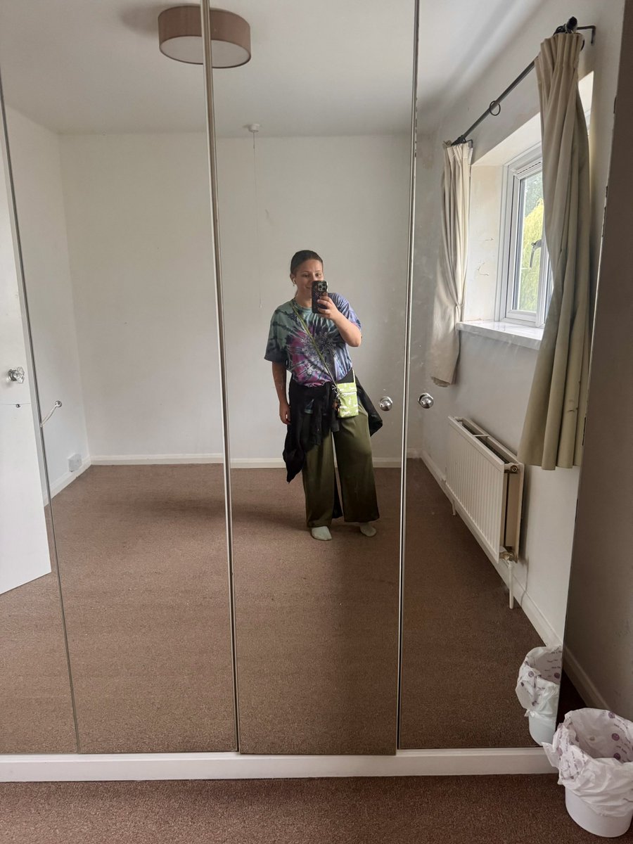 Ada McVean | Trans Rights Are Human Rights (@adamcvean) on Twitter photo The first and last mirror selfies I took in my UK apartment, ft. a common problem for me. The first and last mirror selfies I took in my UK apartment, ft. a common problem for me.