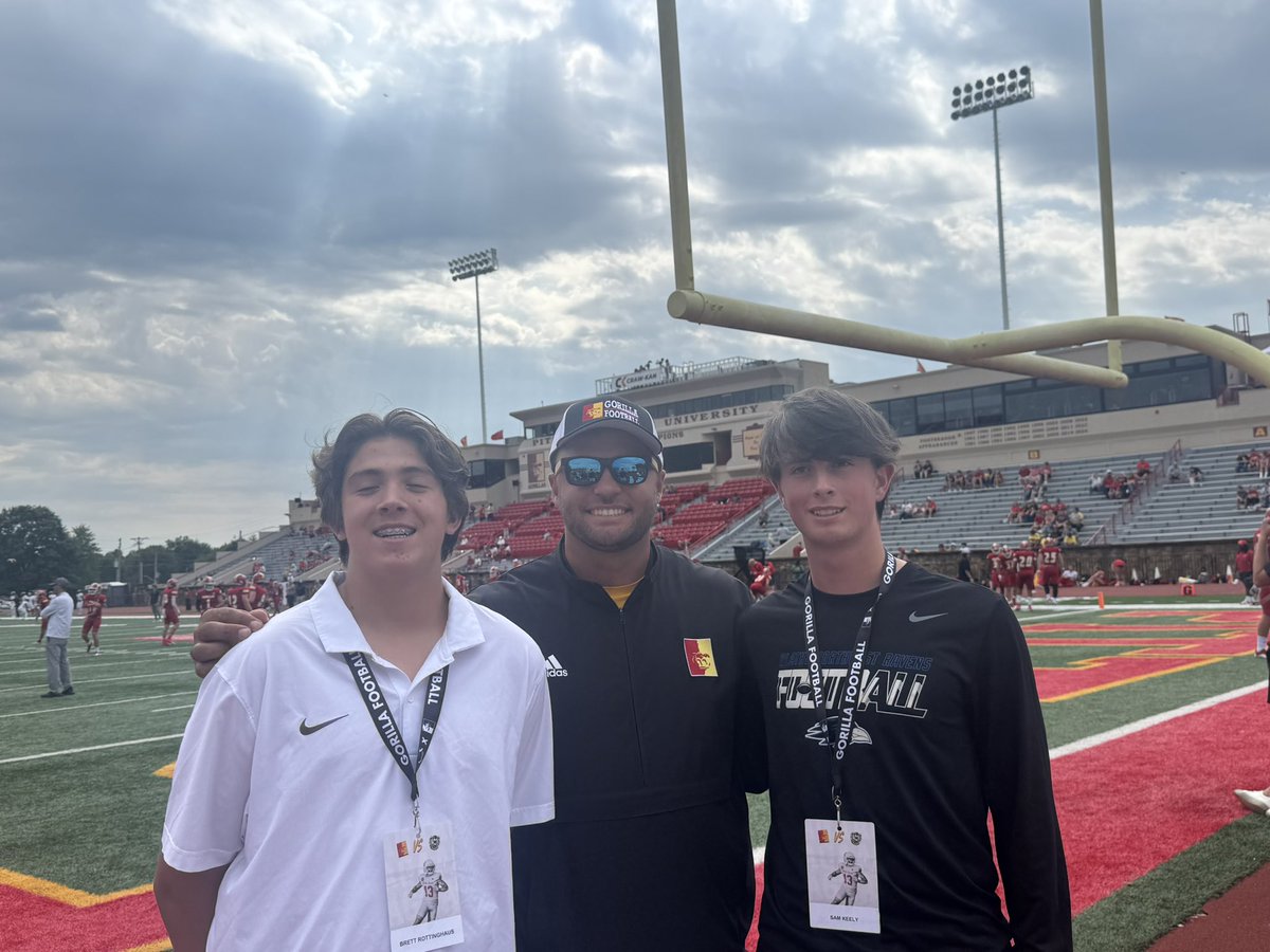 SamKeelykicks's tweet image. Had a good time at the @GorillasFB game this Saturday! Thanks to @devin_anctil for having me out.