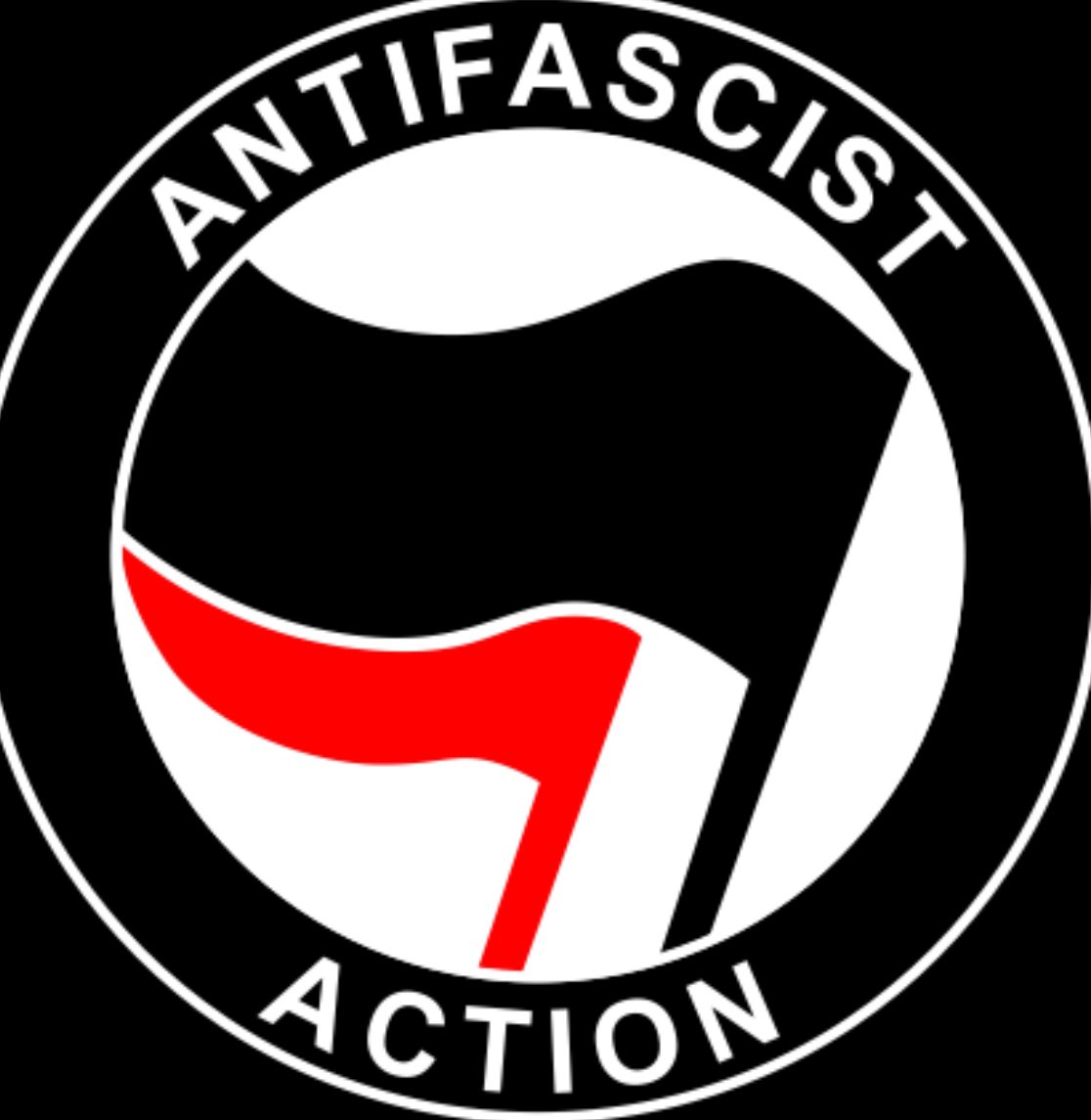 🚨 NEW: Trump signed an Executive Order today officially labeling Antifa as a domestic terrorist group. 

If Trump wants to be serious about this he needs to designate them as an INTERNATIONAL terrorist group.

He needs to also bring RICO &amp; conspiracy charges for domestic cells.
