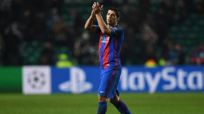 En el 2106 <a href="/LuisSuarez9/">Luis Suárez</a> quedó cuarto en el #BallonDor , detrás de #Messi, #Cristiano y #Neymar. Debió estar en podio, tranquilamente!