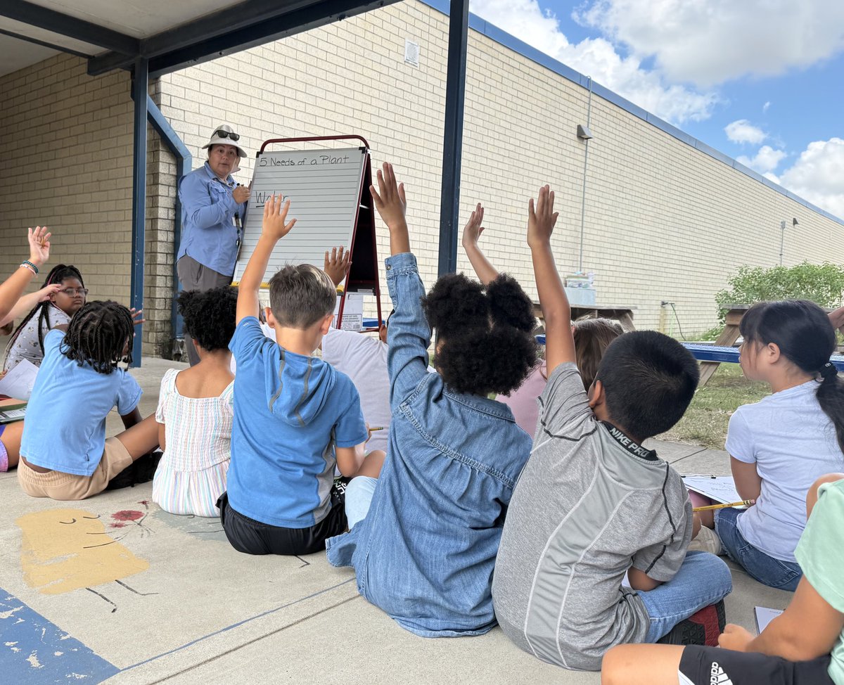 Kelsi Ford tweet media