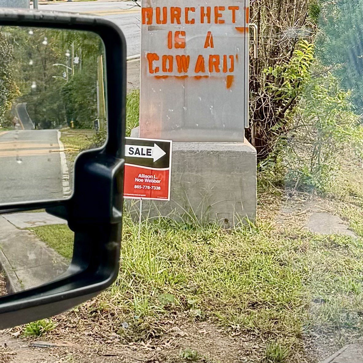 Tim Burchett tweet media