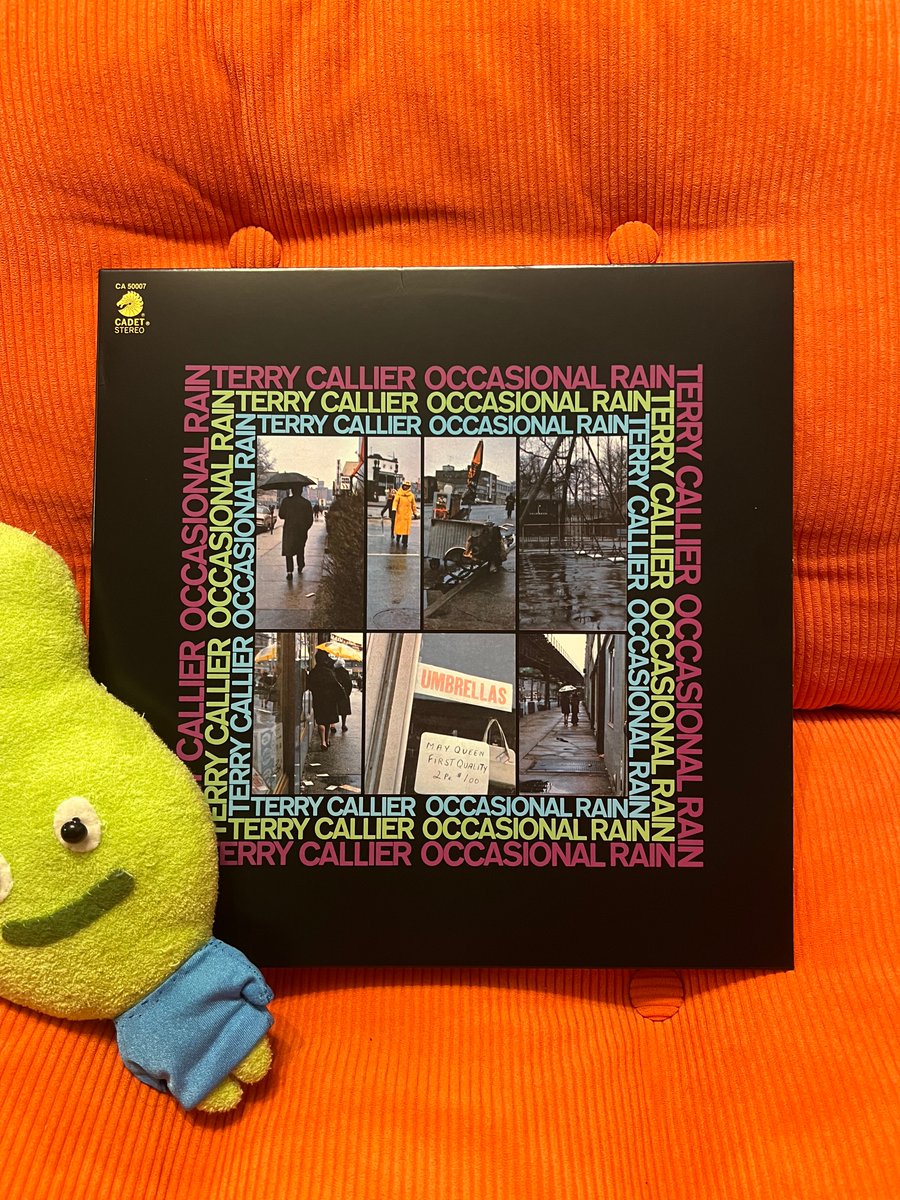 hyotan88's tweet image. シカゴ産フォーキー・ソウルの極上盤『テリー・キャリアー / OCCASIONAL RAIN』ぶり
「Ordinary Joe」の指先トントン、心ふんわり郷愁グルーヴが心地いいぶりな〜👆
涼しい季節に甘い切なさがじんわり染みるぶりっ😌

#今日のレコード #ひょうたんのおすすめ #freesoul