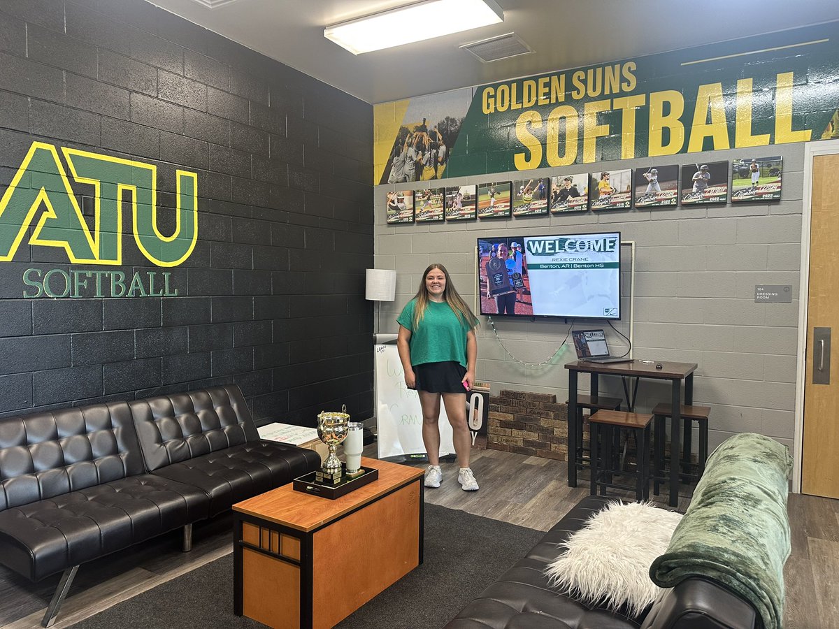 Amazing visit with <a href="/ATUSoftball/">ATU Softball</a>! Loved hearing about the culture and mindset of the team! Thank you <a href="/jtjones00/">Jordon Jones</a>,  <a href="/scottgongola/">Scott Gongola</a>, <a href="/avery_sanders7/">avery sanders</a> and the players for all your hospitality. 
<a href="/mayliebpitching/">Maylie Corbitt- Pitching Instructor</a> 
<a href="/national_ok/">OKAthletics09National</a>