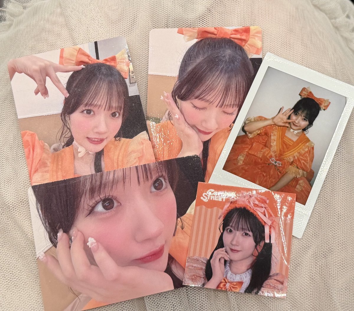 昨日ゲットできたよ( ᵒ̴̶̷̤ᜊᵒ̴̶̷̤ )
CD特典チェキ可愛すぎる🥹🥹
忙しい中撮影ありがとう🎀

#えみるがみるの