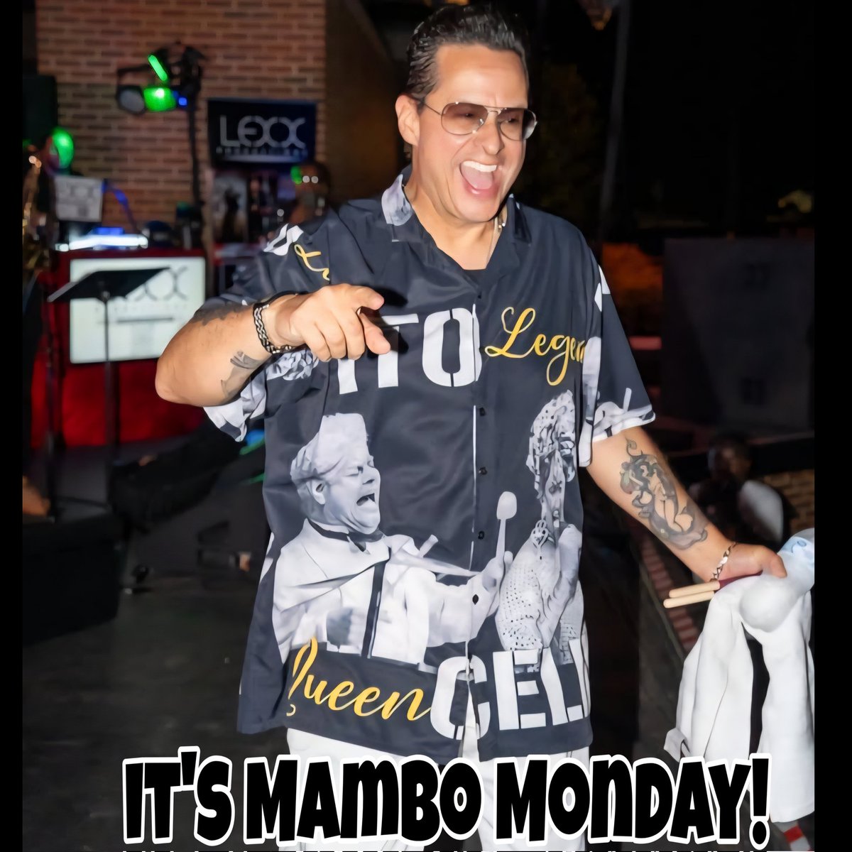 titopuentejr's tweet photo. It's Mambo Monday!
( Photo by @kp_audiovisuals )
#latinpercussion #lpmusicofficial
#lpmusic
#TitoPuenteJr
#TitoPuente #mambomondays #mambomonday #clearmind #itsmambomonday #tweegram #photooftheday #10000likes #amazing #smile #Mambofied #blessed😇
#🥁🥁🥢 #🇵🇷👑🥢🥁 https://t.co/Gpb1j6I8s8
