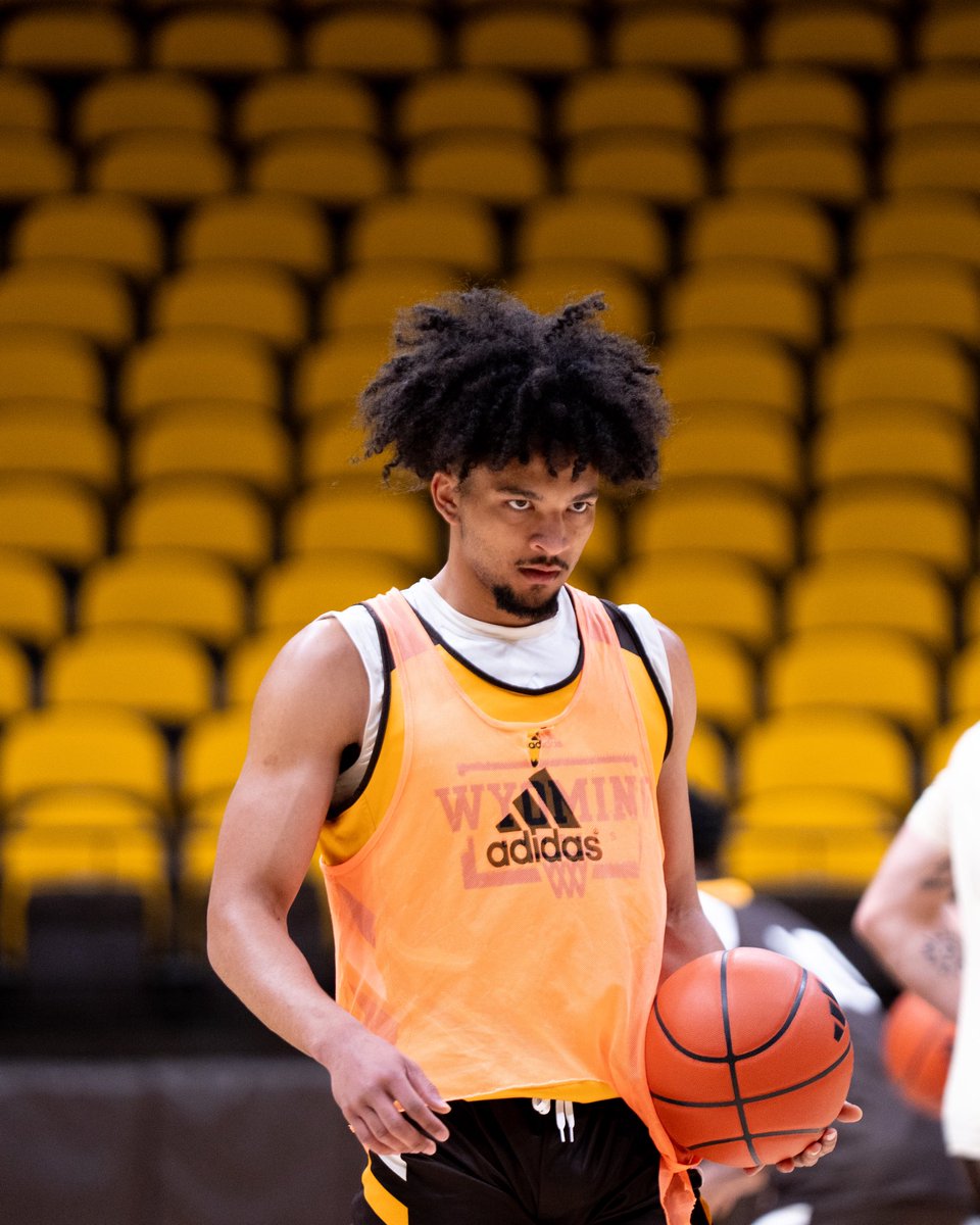 wyo_mbb's tweet image. Official day one from the Dome of Doom 🤠📸