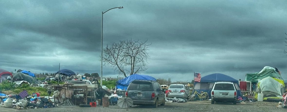 Tracydr12's tweet photo. @TheKevinDalton @GavinNewsom Newsoms ‘merica.

Possibly coming soon to a town near the rest of you…. https://t.co/x1wJfIY1dY