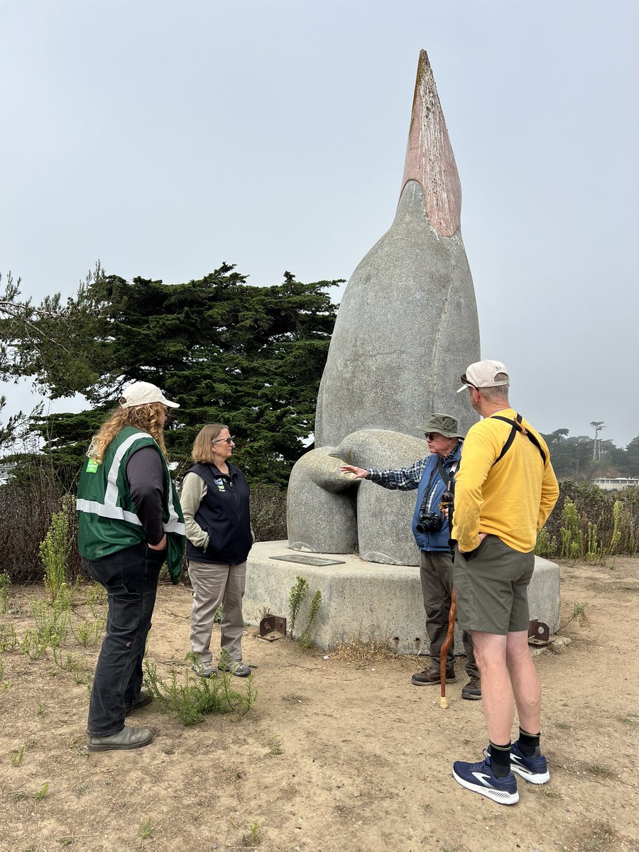 RefuseRefuseSF's tweet image. Meeting of the Bobs and the @RecParkSF team to discuss ways the community can help improve the area of Lake Merced Park.
Specifically the concrete bridge that connects the two sides which has the potential to be a more inviting gathering space.
Stay tuned, volunteers needed.