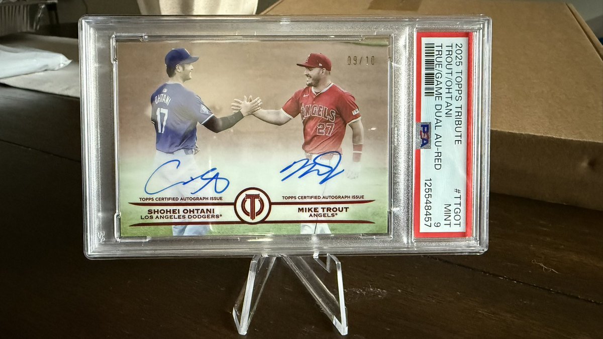SattMites's tweet photo. @CardPurchaser Hold or Sell?? https://t.co/75U0Xpq4ea