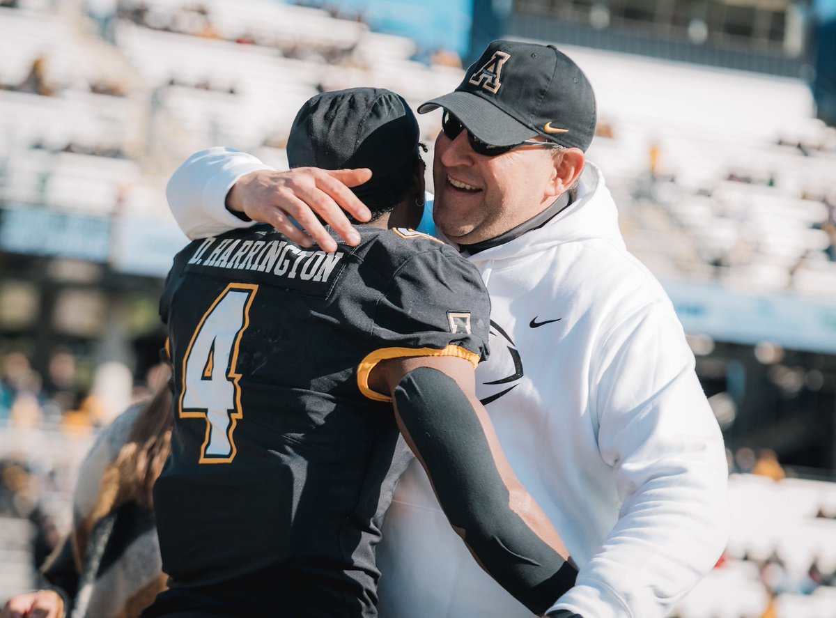 DAETRICH HARRINGTON tweet media