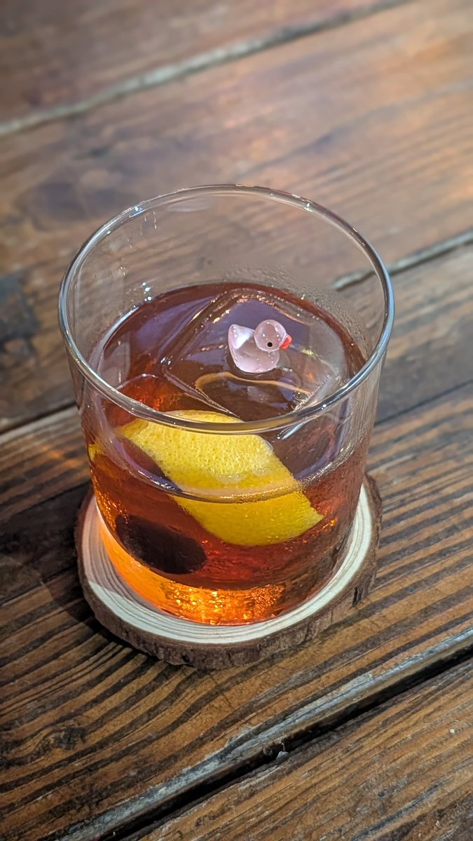 Long Mondays call for a celebratory Tuesday Eve #SmokedOldFashioned 🥃 and some killer #Ramen at <a href="/domufl/">domu @ east end</a>

There's some exciting material I can't wait to share with you all 🎶 #KPop #KIndie #SymphonicMetal #DoomMetal #MelodicDeathMetal #SynthPop