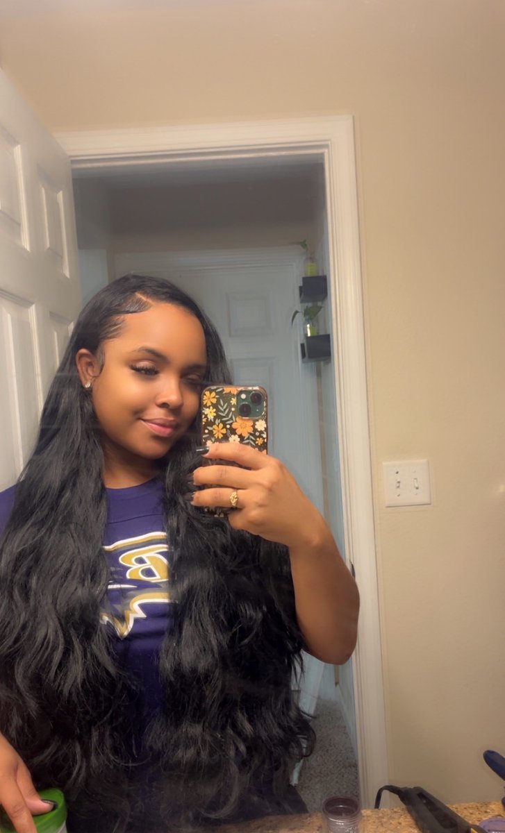 $hawnaLaRaè tweet media