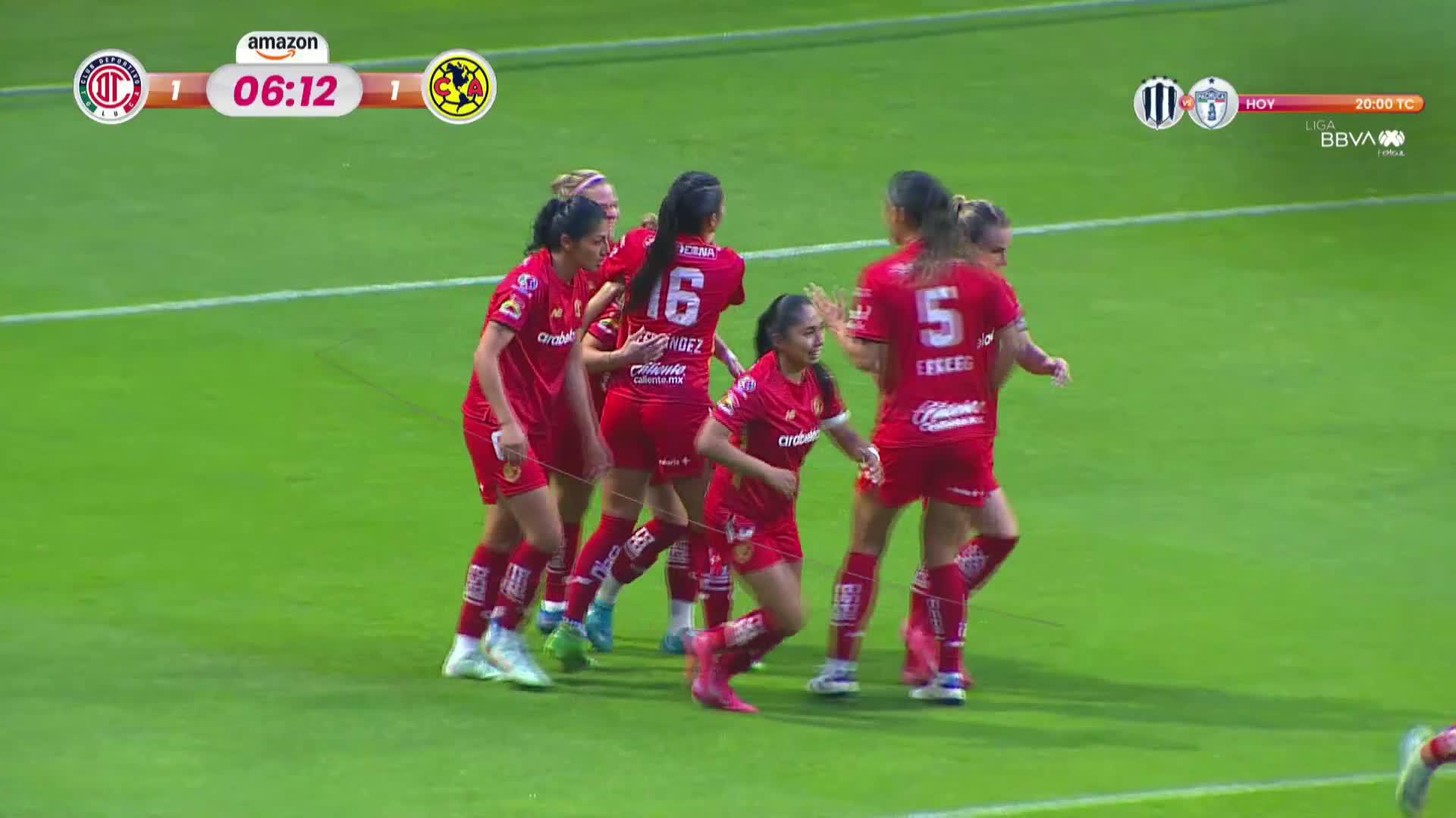 ¡Faustine Robert lo empata!🤯 ¡Y vean el festejo con Le Sommer!😈🔥@TolucaFemenil 01-1 @AmericaFemenil🔴En vivo:  false #FutFemDondeSea