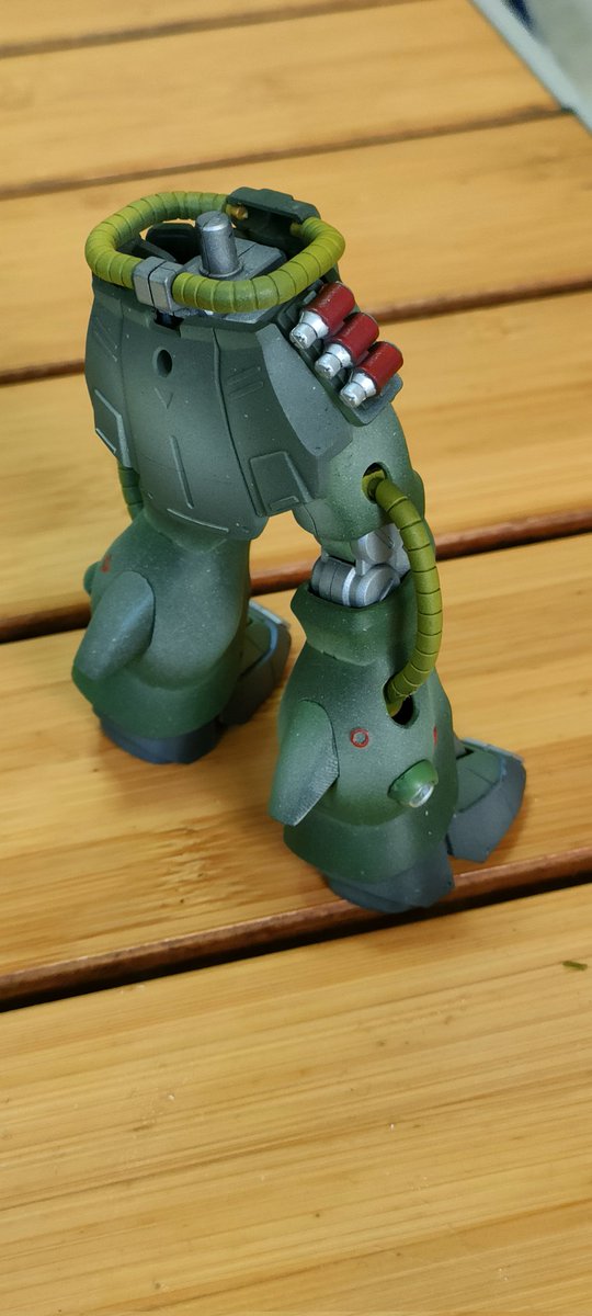 youhigu's tweet photo. #ZAKU Ⅱ
文盛堂の筆
で細部を塗装
いい筆だーぁ！
#カンプラ
#ユニコーン https://t.co/DqAM0xAI3h