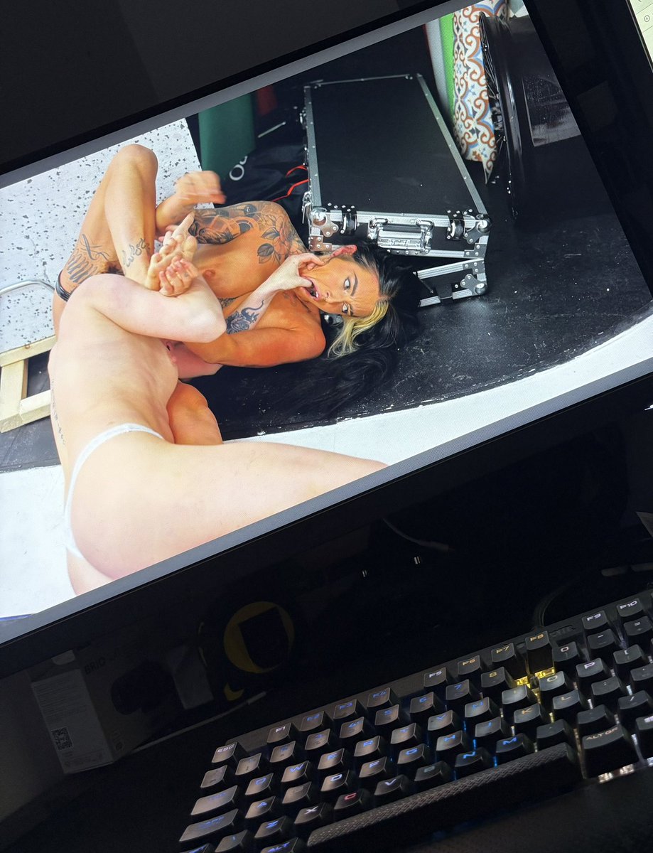 Slap City tweet media