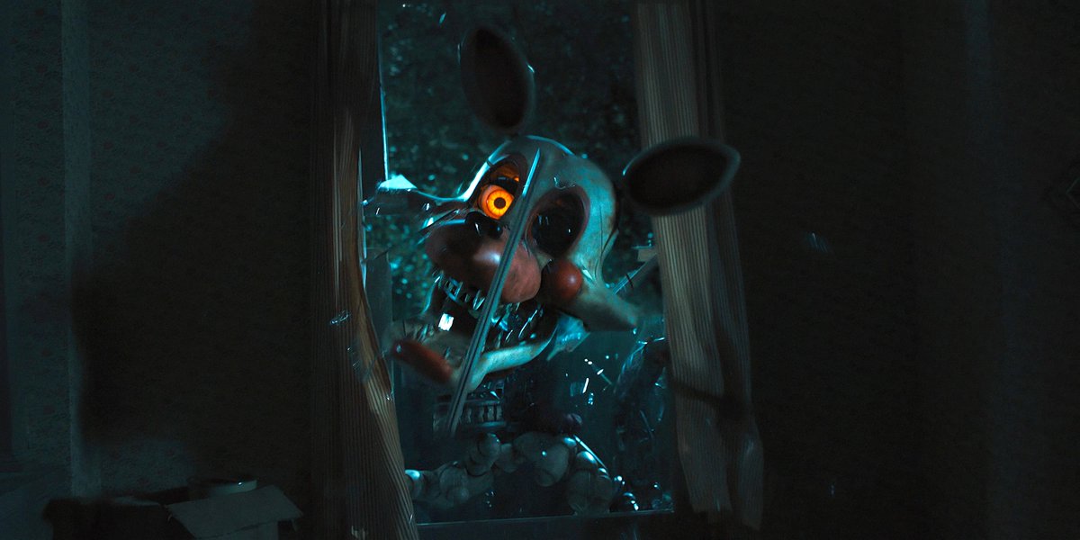 FCUMovieNews's tweet photo. Less than 3 weeks remain until Blumhouse's BlumFest panel at New York Comic Con begins on October 10th at 8 PM EST, featuring 'FIVE NIGHTS AT FREDDY'S 2'! 🐻

What are you hoping to see?

#FNAF #FNAFMovie #FNAF2 #FiveNightsAtFreddys #FNAFMovie2 https://t.co/YMnWIevwIg