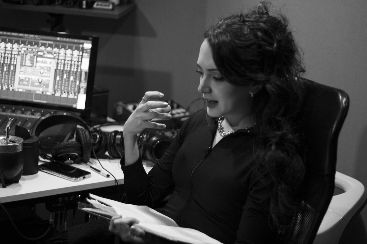 LULY | NOIR tweet media