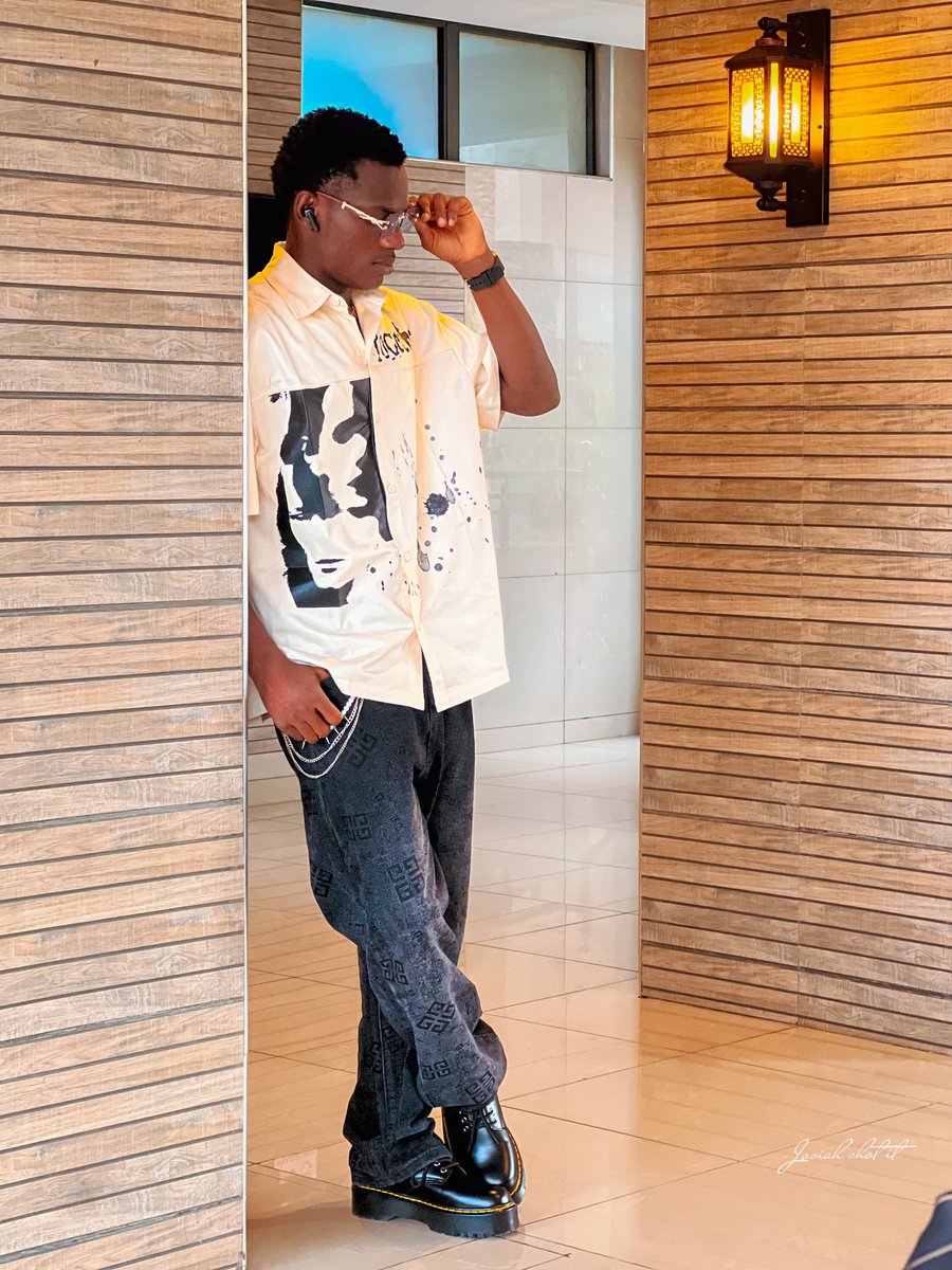 josiah_ciphers's tweet image. Yo, #Web3Legend, happy Bday!  May your $BTC bags pump harder than a bull run, your NFTs blaze like a rare Pepe, and your DeFi plays yield spicier returns than a ghost pepper!  HODL tight, mint some savage memories, and surf the #CryptoVibes to Valhalla!  #BdayOnTheBlockchain