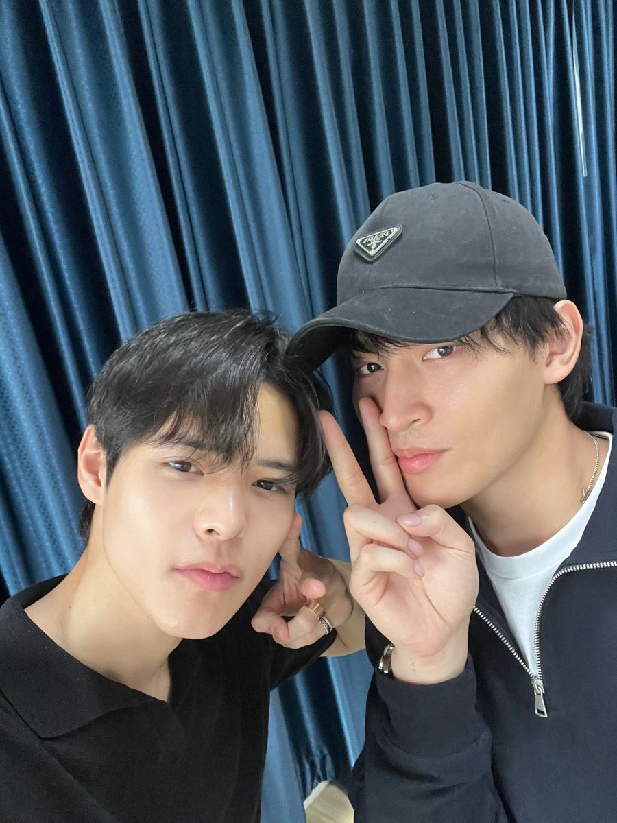 poong's tweet photo. After reading the script, I’d ask you to keep your eyes on him, because he’s about to scam everyone with his charms! But what unfolds next remains under wraps, so stay curious and wait for 𝖸𝗎𝖭𝗈𝗋𝗍𝗁. ⊹ https://t.co/1EeEwXiNiv