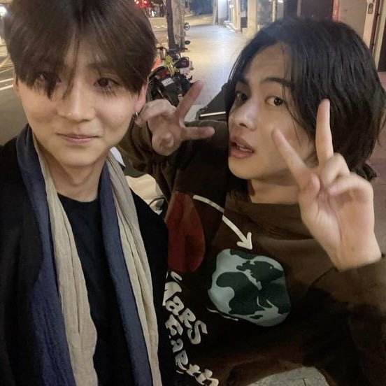 daily reminder to love leowon 

#이리오 #LEELEO #이상원 #LEO #LEESANGWON #SANGWON