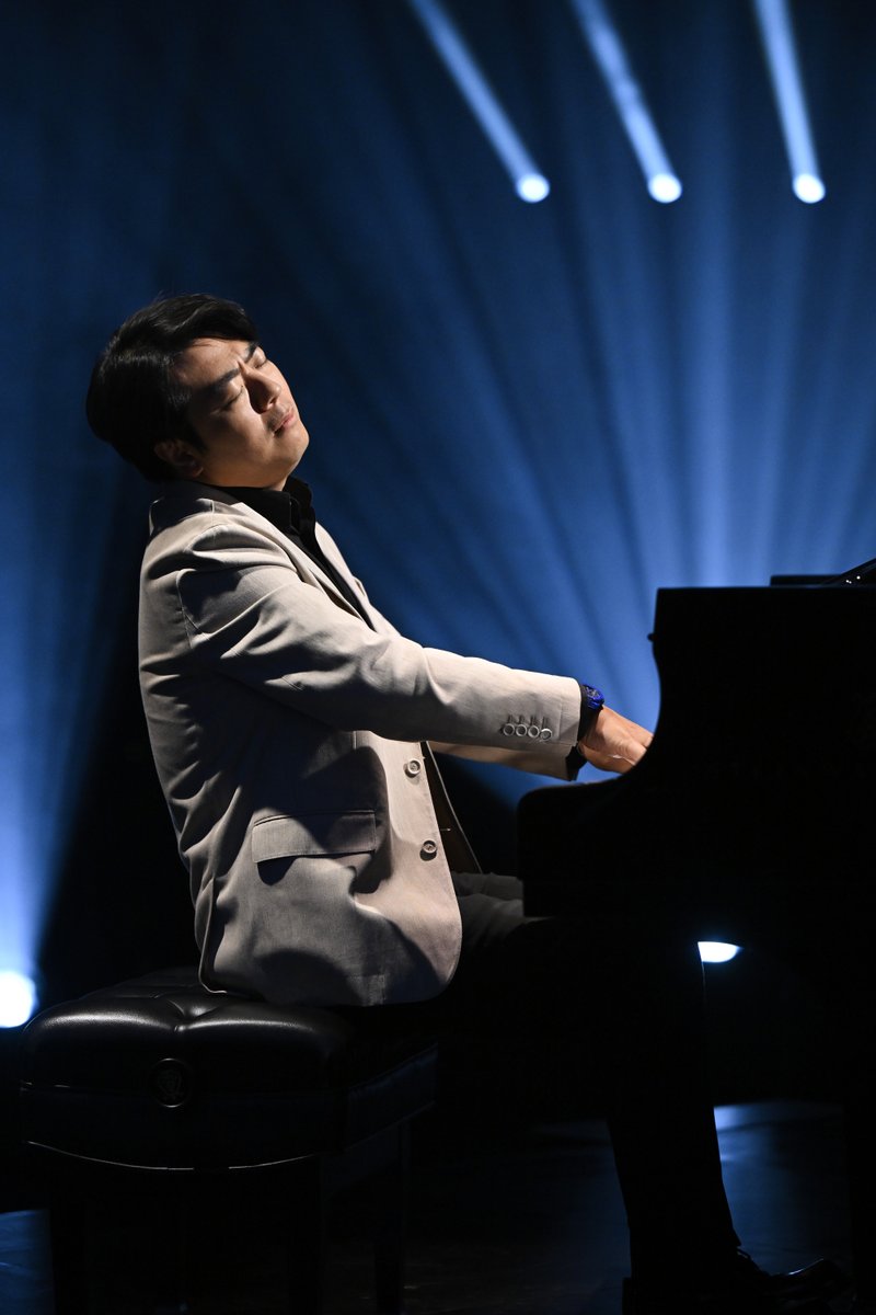 The Tonight Show tweet media