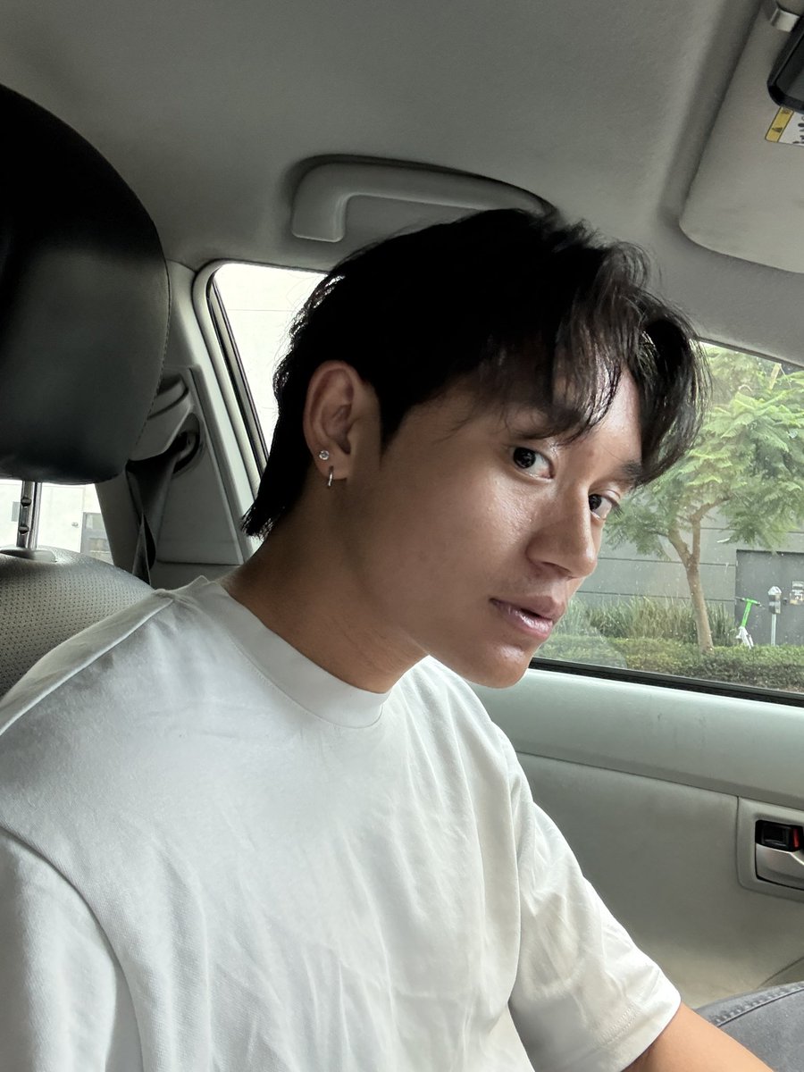 sam tweet media