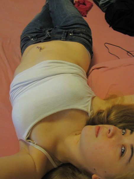 x_WitchyMama_x's tweet image. Starting a new weight loss journey! Not chasing high school weight—just aiming to get close, stronger, and healthier 💪✨
#WeightLossJourney #HealthyLiving #StrongerEveryDay