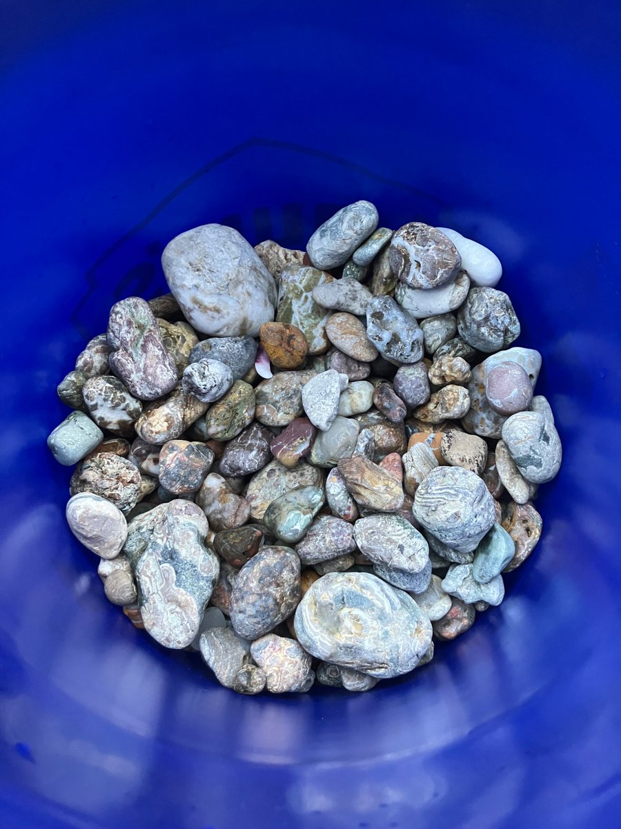 TruthMonsterQ's tweet photo. #Agates 😀 https://t.co/W94tB80cHA
