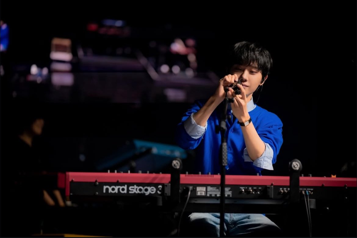 하현상 데미소다콘 비하인드 사진 떴다🎹