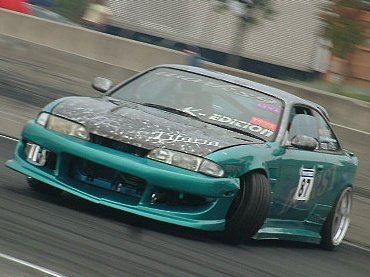 Images of various cars tweet media